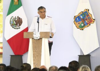 Llama gobernador a estudiantes a aprovechar el potencial de Tamaulipas