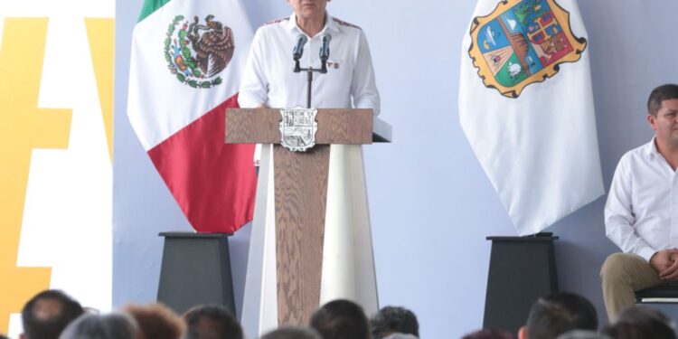 Llama gobernador a jóvenes tamaulipecos a fortalecer valores