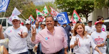 Siempre le tiran al que va arriba