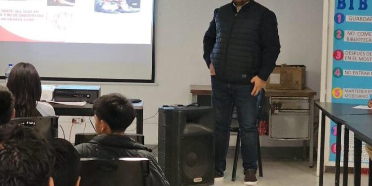 Impulsa SST actividades de prevención de salud mental y adicciones