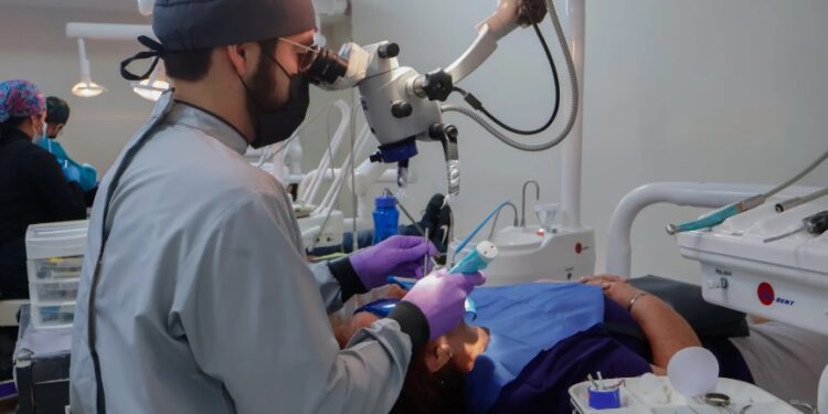 La UAT brinda más de nueve mil servicios dentales por año