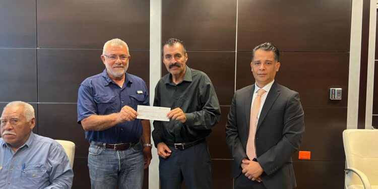 Indemniza Tamaulipas a pobladores de El Huizachal por carretera «Rumbo Nuevo»