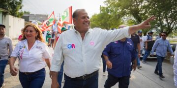 Oscar lidera y al alza confirman encuestadoras nacionales