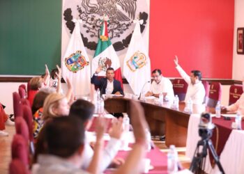 Aprueba Cabildo nueva licencia a alcalde para continuar campaña.