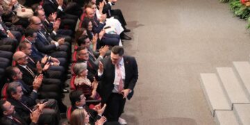 Felicita Gobernador a Diputados y los invita a seguir removiendo obstáculos