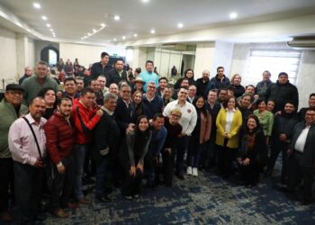 Diputados unidos, extienden reconocimiento al trabajo de periodistas