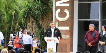 Inaugura Américo Museo de Geología y entrega parque vehicular a Tránsito en Ciudad Madero