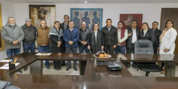 Sostienen reunión de trabajo secretaria de Educación y comisionado de la DGETI en Tamaulipas