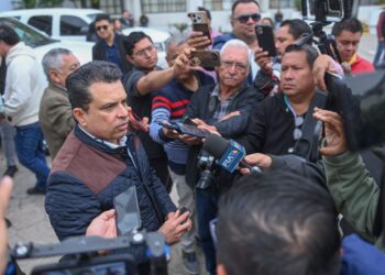 Vamos a trabajar de la mano con el gobernador para mejorar vialidades de Victoria: Gattás