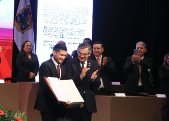 Asiste Américo al 199 aniversario de Matamoros; entrega obras y patrullas 