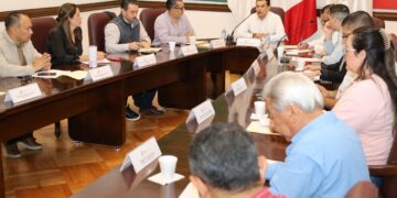 Evalúa Gabinete obras y programas en Victoria.