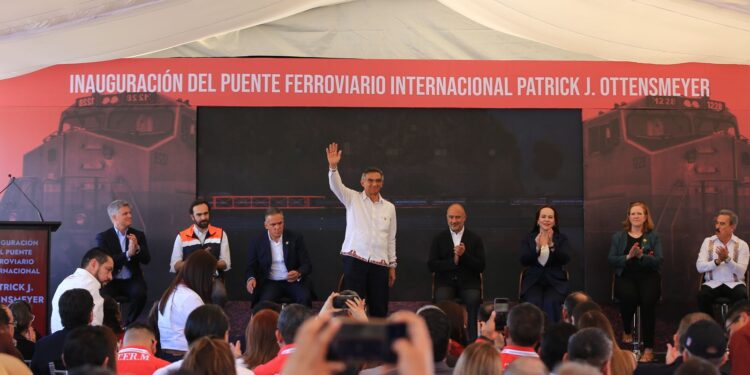 Inauguran Américo, SICT y CPKC, puente ferroviario que duplicará intercambio comercial