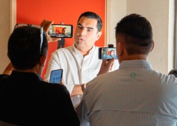 Los Cabeza de Vaca reciben una cucharada de su propio chocolate: Movimiento Ciudadano