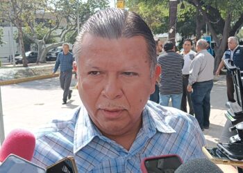 Concesionarios de microbuses y taxis han reducido un 30 % debido a las plataformas de movilidad