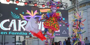 Disfrutan más de 5 mil Carnaval Familiar en el 17 Te Quiero Más.