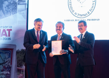 Gobernador y rector presiden lanzamiento de la Fundación UAT