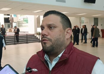 Continúan labores para sofocar incendio forestal en el municipio de Casas: PC