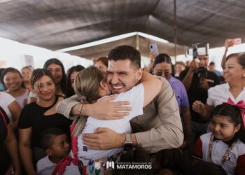 Alcalde Beto Granados escucha de cerca a los ciudadanos en el programa “Martes en tu Colonia”