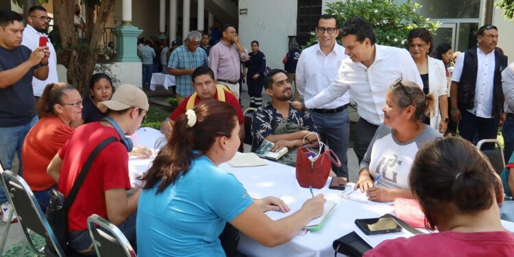 Empresarios y Municipio ofrecen 800 oportunidades de empleo.