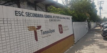 Descubren a estudiante con arma de fuego en la secundaria general 8 de la capital