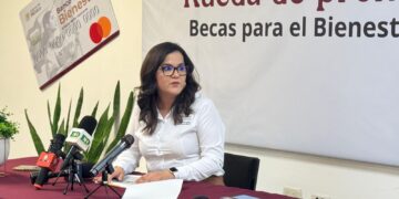 Avanza entrega de becas para estudiantes en Tamaulipas