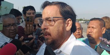 SET reafirma colaboración con el Consejo de Comunidad y destaca avances del programa “La Escuela es Nuestra”