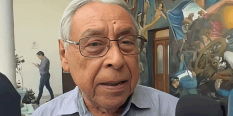 Continúan trabajos de bacheo y rehabilitación de vialidades durante periodo vacacional