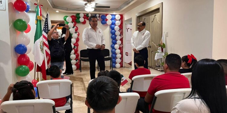 Entrega Instituto Tamaulipeco para los Migrantes 150 actas de doble nacionalidad a niñas, niños y adolescentes en Nuevo Laredo