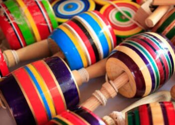 El Balero Mexicano: Juguete, Cultura y Resistencia en Tiempos Modernos