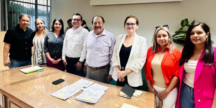 Avanza Delegación D-I-458 del nivel de inglés con unidad y resultados