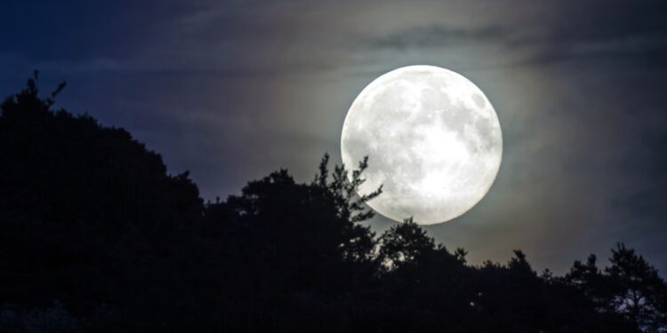 Las lunas más bellas del año brillan en octubre