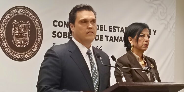 Gobierno estatal y federal si han entregado apoyos al campo, recuerda Prieto