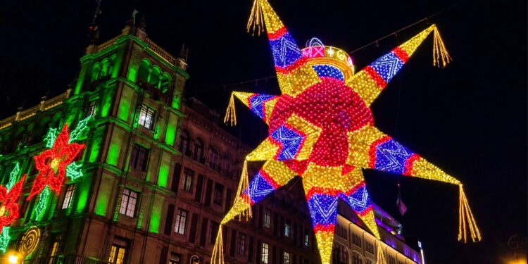 Posadas, Nacimientos y Navidad: El Espíritu de Diciembre en México