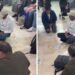 VIDEO VIRAL: Pasajeros improvisan partida de lotería en aeropuerto de Guadalajara y se vuelve tendencia