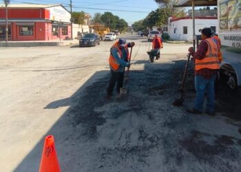 Retoma Municipio trabajos de rehabilitación de vialidades.