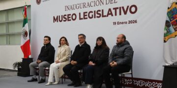 EXHIBEN CIMIENTOS DE LA CASA DEL PUEBLO