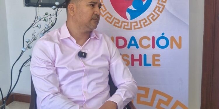 Alfredo Vargas y Fundación Quisle: apoyo médico y esperanza para comunidades vulnerables.