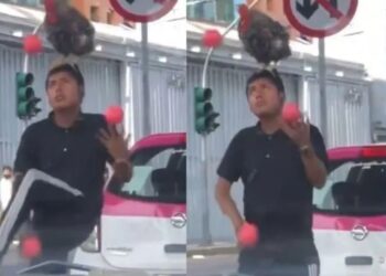 VIDEO VIRAL: Malabarista sorprende en redes al equilibrar un gallo mientras realiza su acto