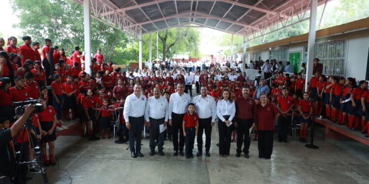 Educación humanista busca una sociedad más justa: Américo