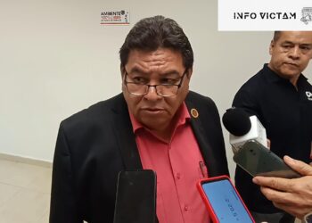 Buscan convertir en ley programa de salud visual para estudiantes