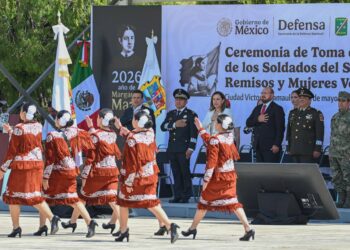 Asiste alcalde de Victoria a ceremonia de toma de protesta de jóvenes del SMN.