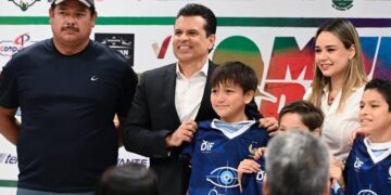 Uniforman Lucy y Lalo Gattás a selecciones del Mundialito DIF Victoria 2026.