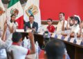 Viven niños victorenses un Día en el Cabildo.