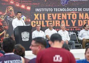Inaugura alcalde Lalo Gattás evento nacional deportivo del SNTE.