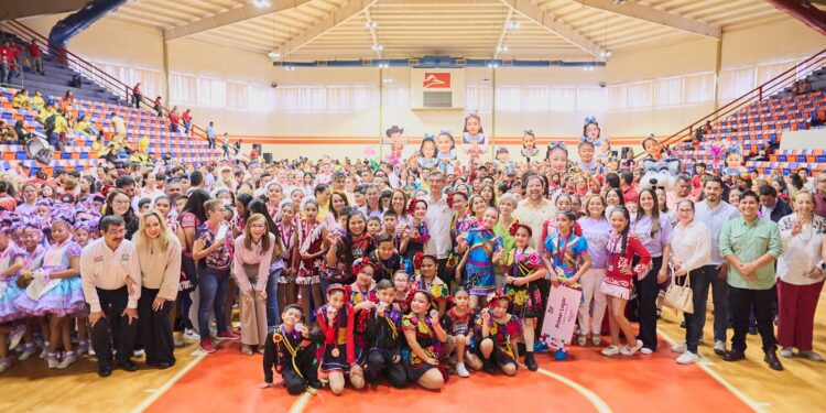 Premian Américo y María de Villarreal a ganadores del Concurso Estatal de Rondas Infantiles y Salto de Cuerda 2026